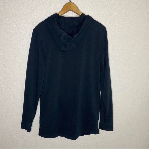 Under Armour all Black pull over hoodie sweater for workout or lounge - Picture 2 of 7